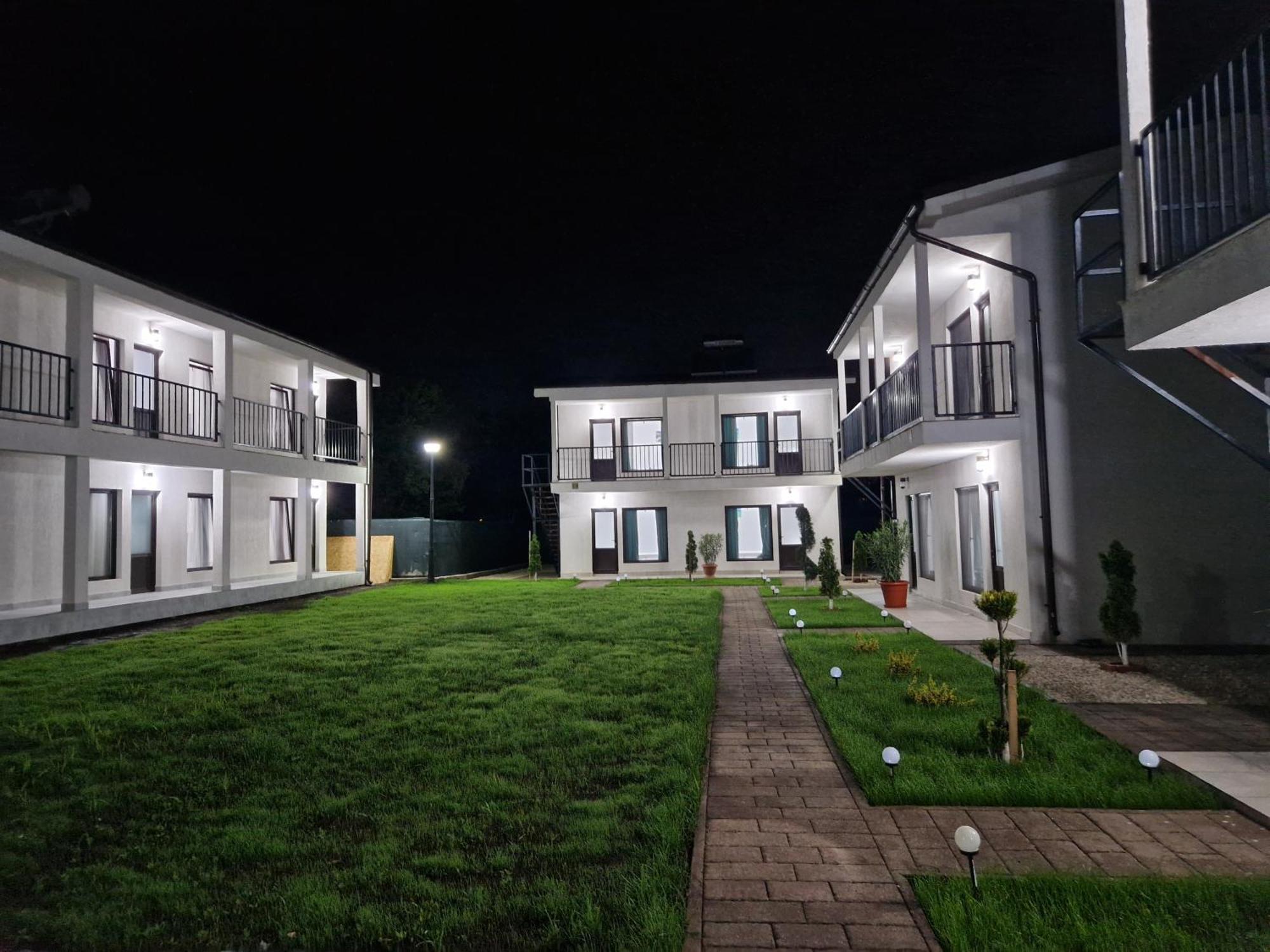 Complex Turistic N&S Hotel Două Mai Eksteriør billede
