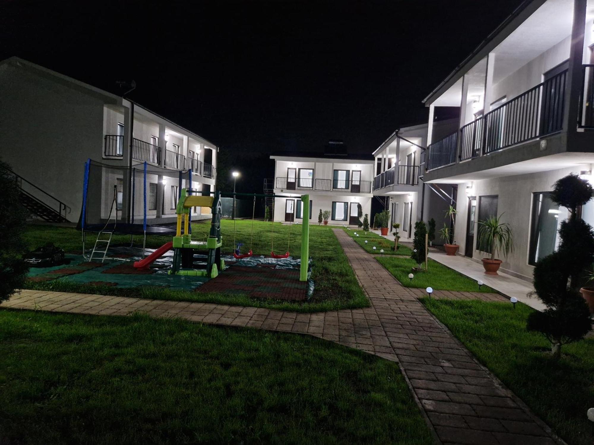 Complex Turistic N&S Hotel Două Mai Eksteriør billede