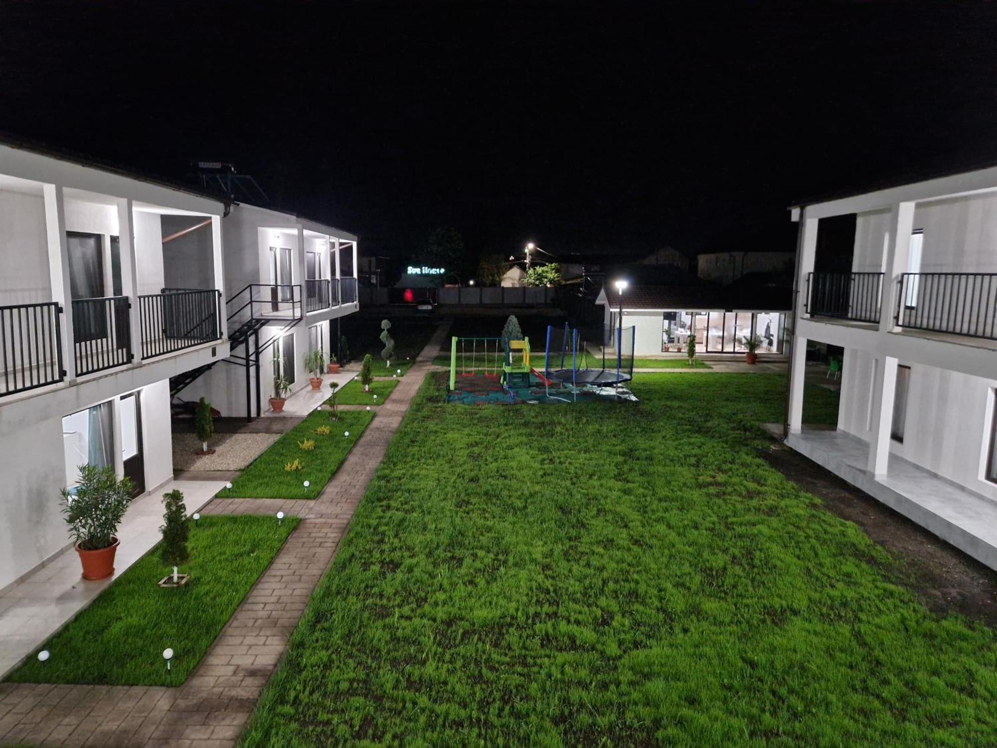 Complex Turistic N&S Hotel Două Mai Eksteriør billede